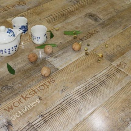 Vinyl Flooring  x