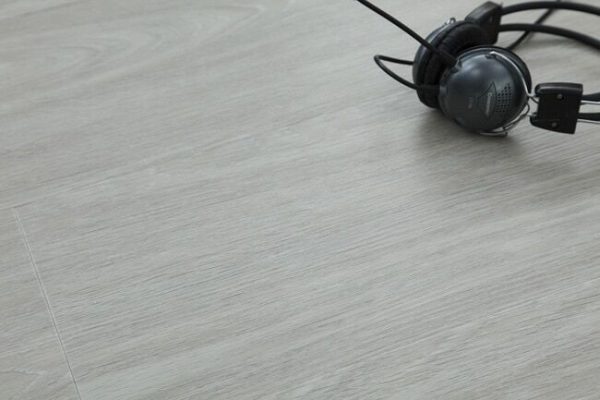 Vinyl Flooring 020
